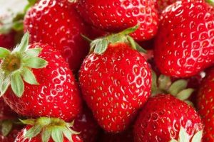Купить свежую клубнику в Санкт-Петербурге